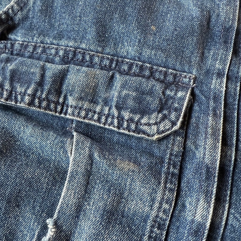 Croft & Barrow The Side Elastic Blue Denim Cargo Shorts Mens 36 7" Inseam - Picture 2 of 8